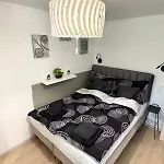 Paloma Blanca Gárdony