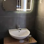 Paloma Blanca شقة