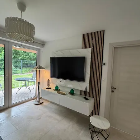 Paloma Blanca Apartment